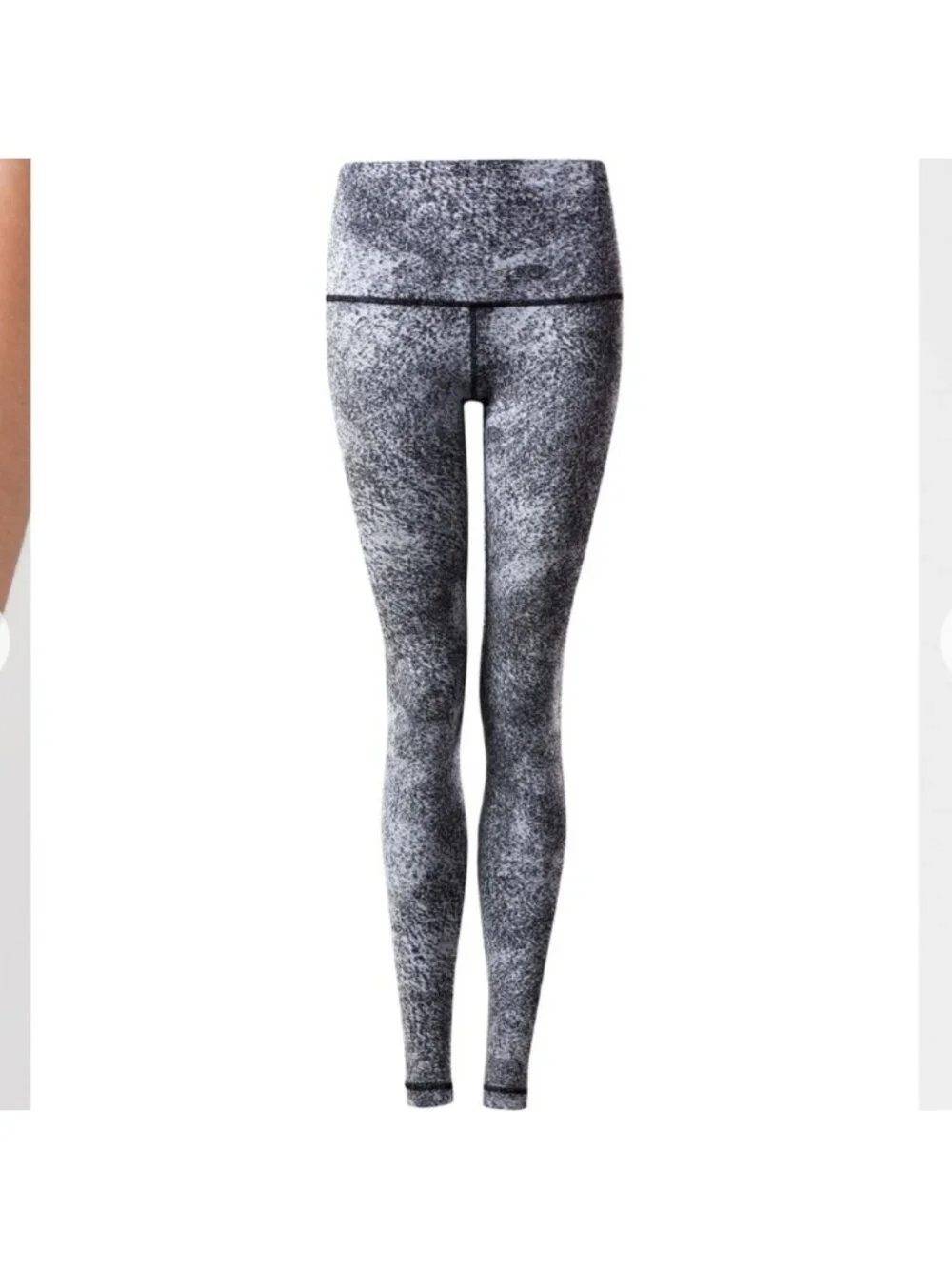 Lululemon Wunder Under Pant (Hi-Rise) Luon Spray Jacquard White Black